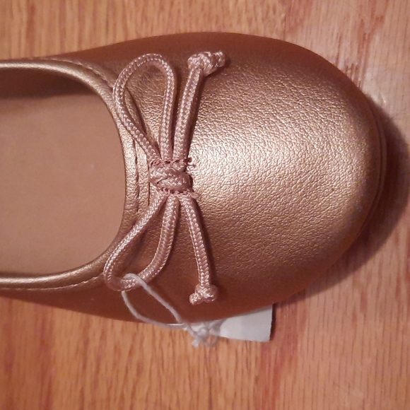 zoe & zac Shoes New Rose Gold Ballet Flats Sz 3 Poshmark